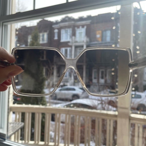 SAINT LAURENT BETTY sunglasses, never worn!! - Picture 2 of 4